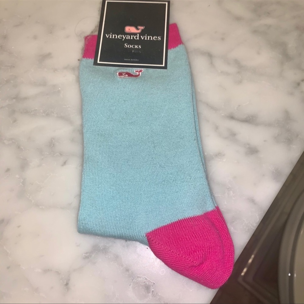 NWT girls vineyard vines socks